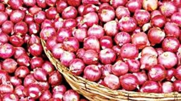 4 reasons why onion prices surged sharply across India