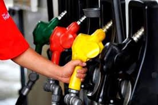 Petrol price at Rs 101.80 per litre in Rajasthan's Sri Ganganagar